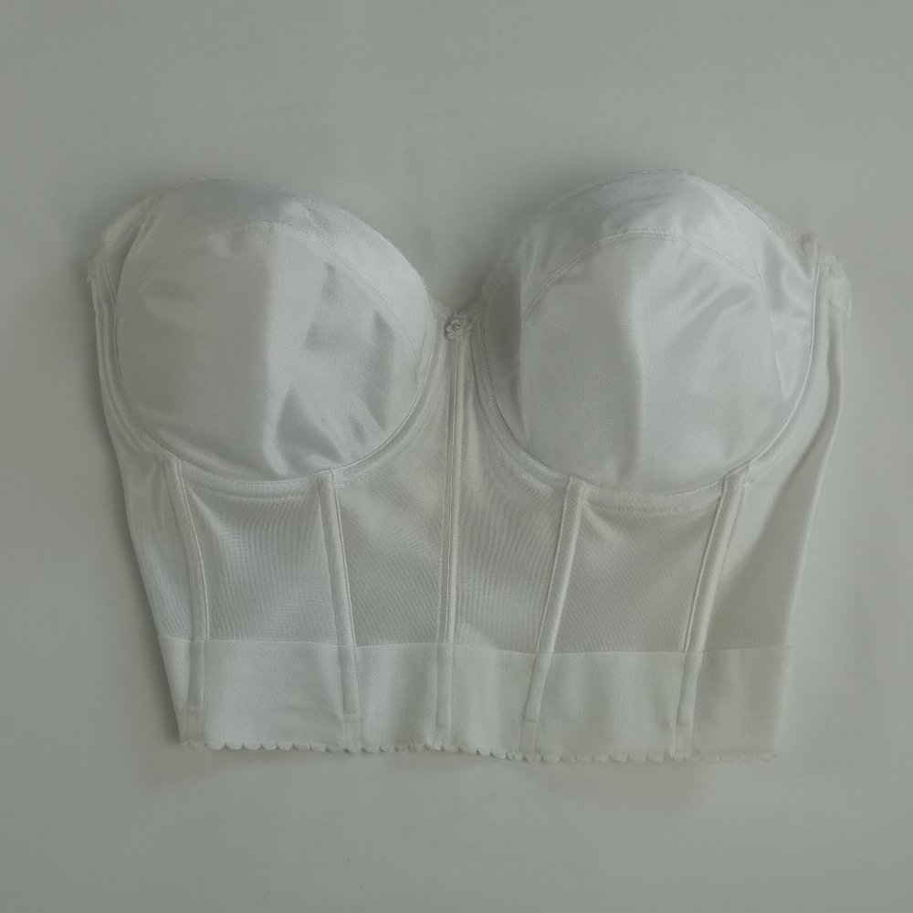 Dominique Intimate Apparel Womens Bra.